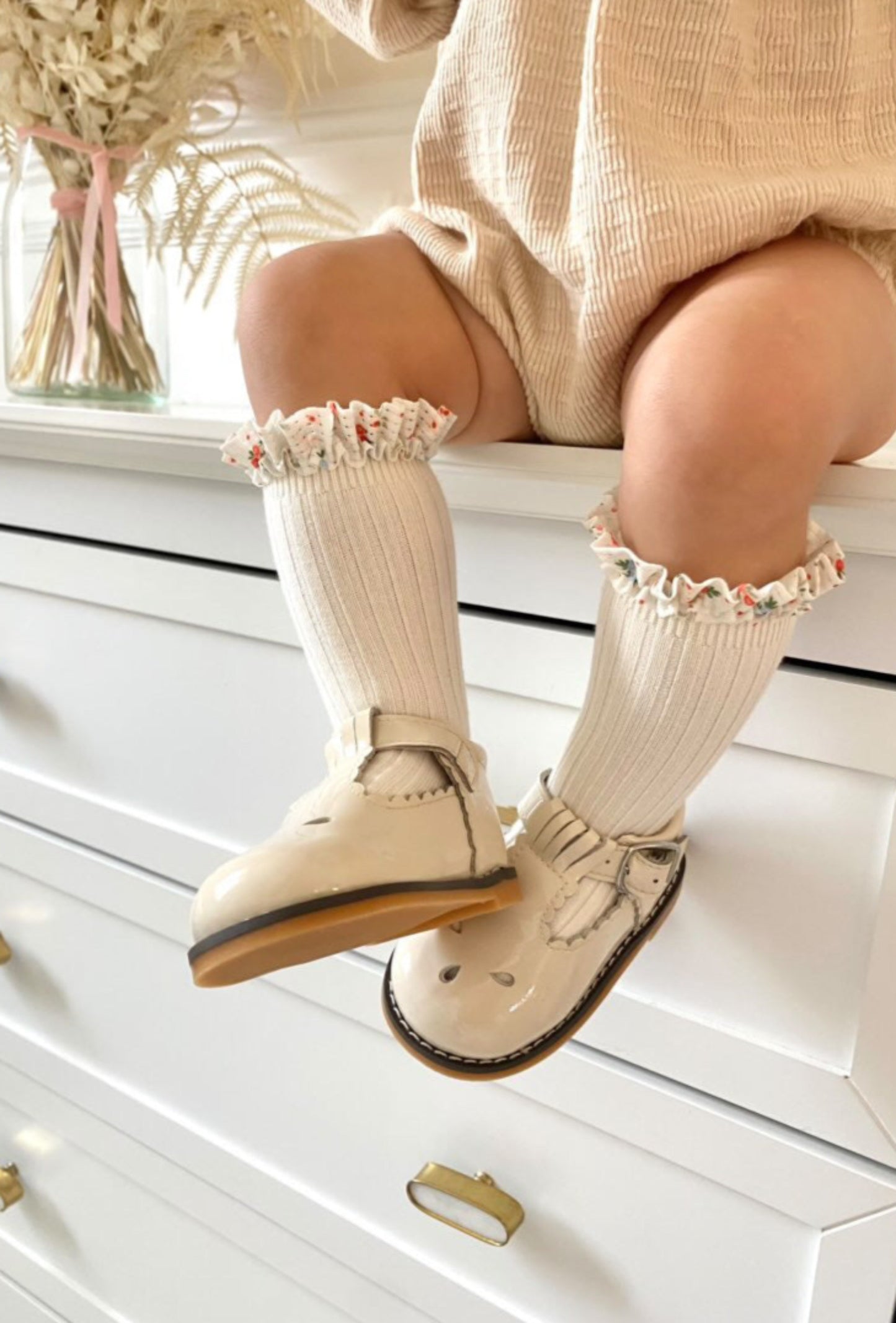 FRILL EDGE SOCKS - 2 COLOURS - Vintage Blossom