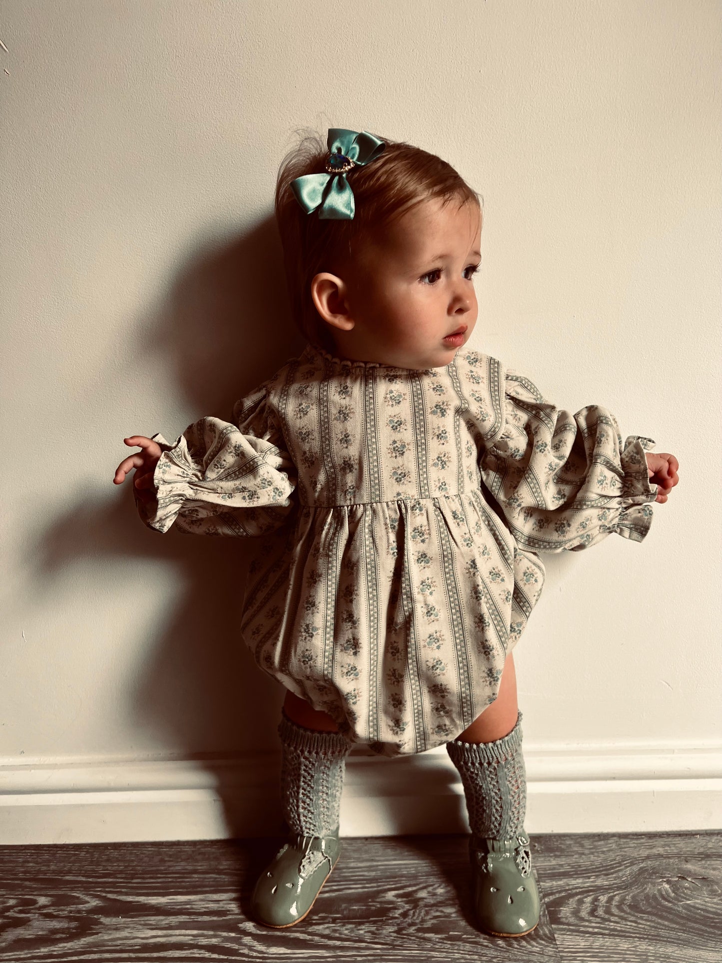 OPHELIA VINTAGE LINEN STYLE ROMPER - Vintage Blossom
