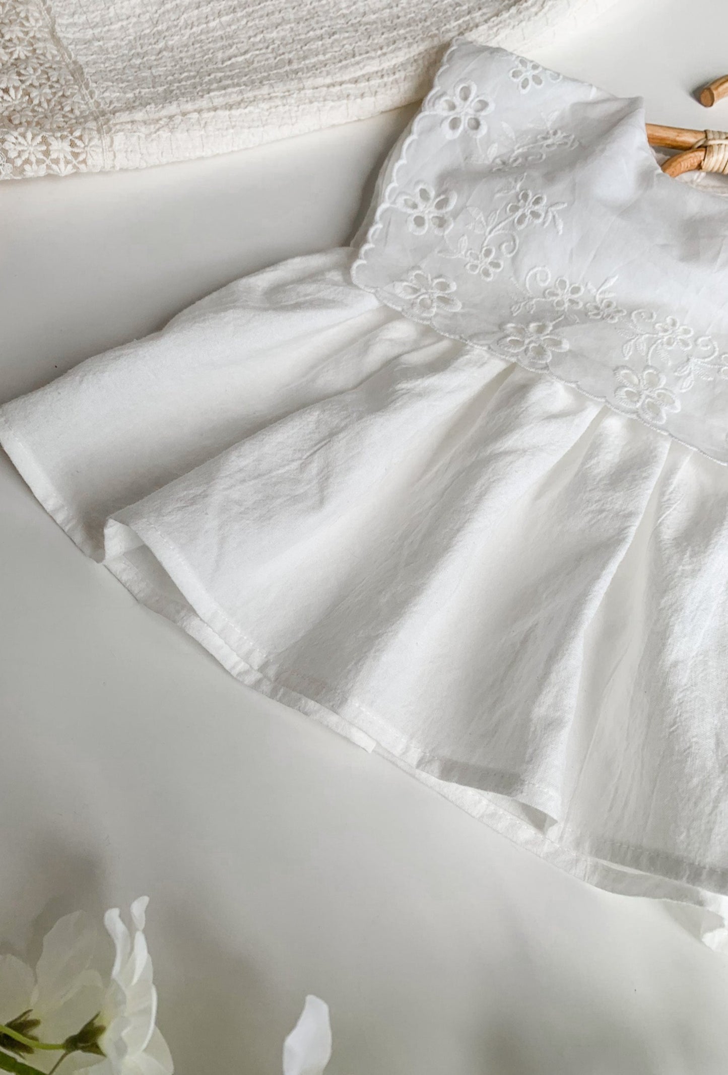 VIVIAN SUMMER BRODERIE BLOUSE - Vintage Blossom