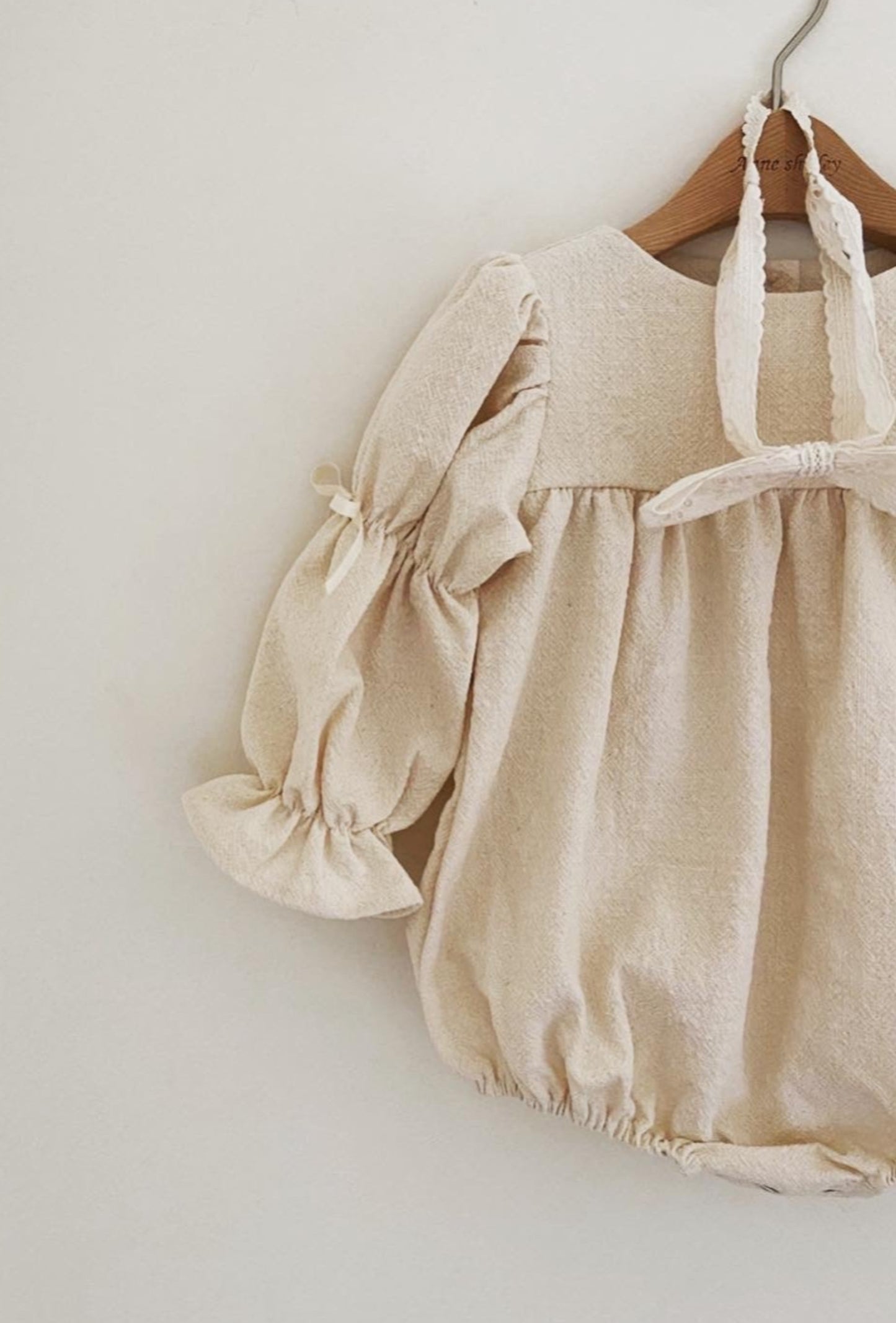 DAHLIA BOUTIQUE RIBBON ROMPER - Vintage Blossom