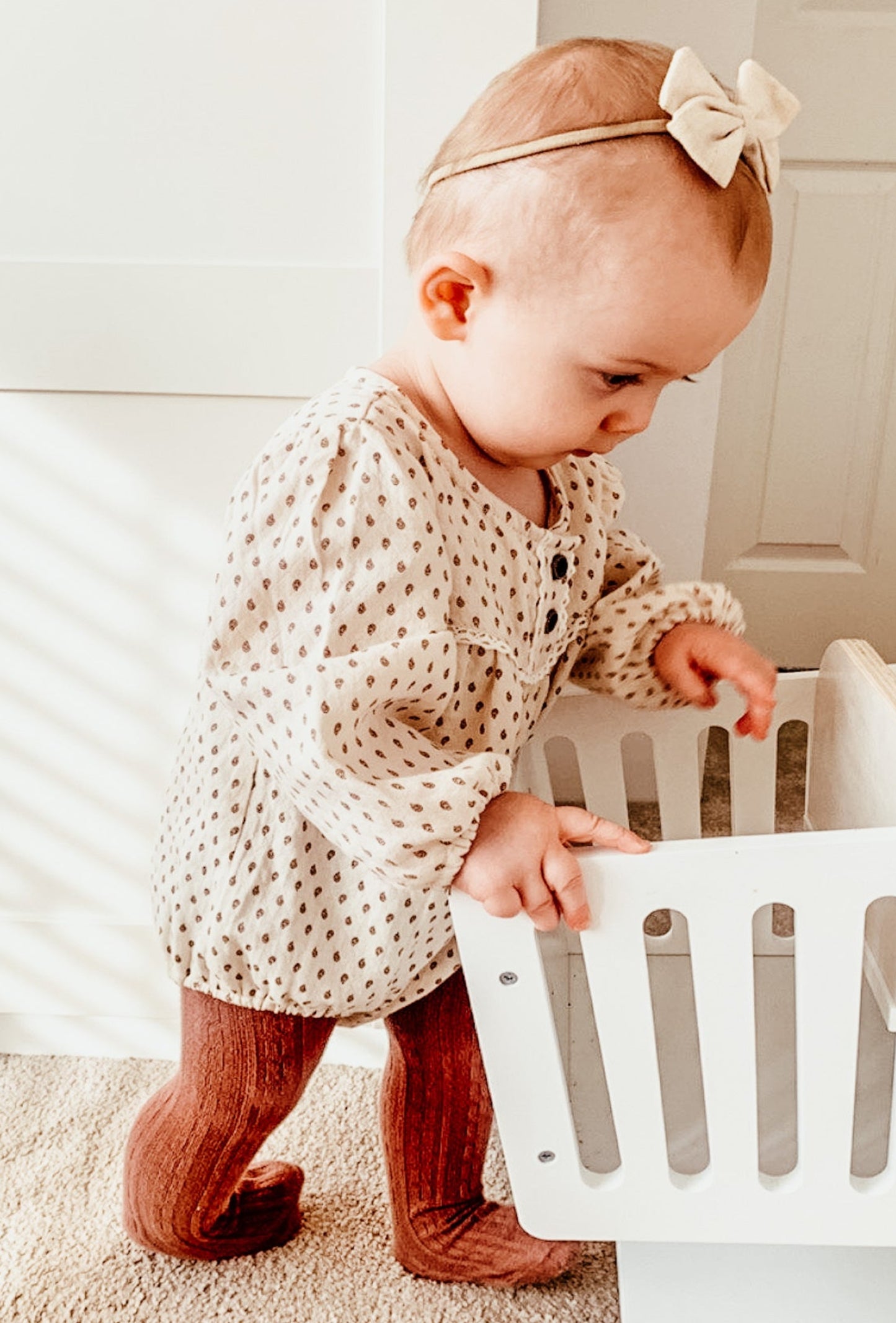 MIA NEUTRAL DOT ROMPER - Vintage Blossom