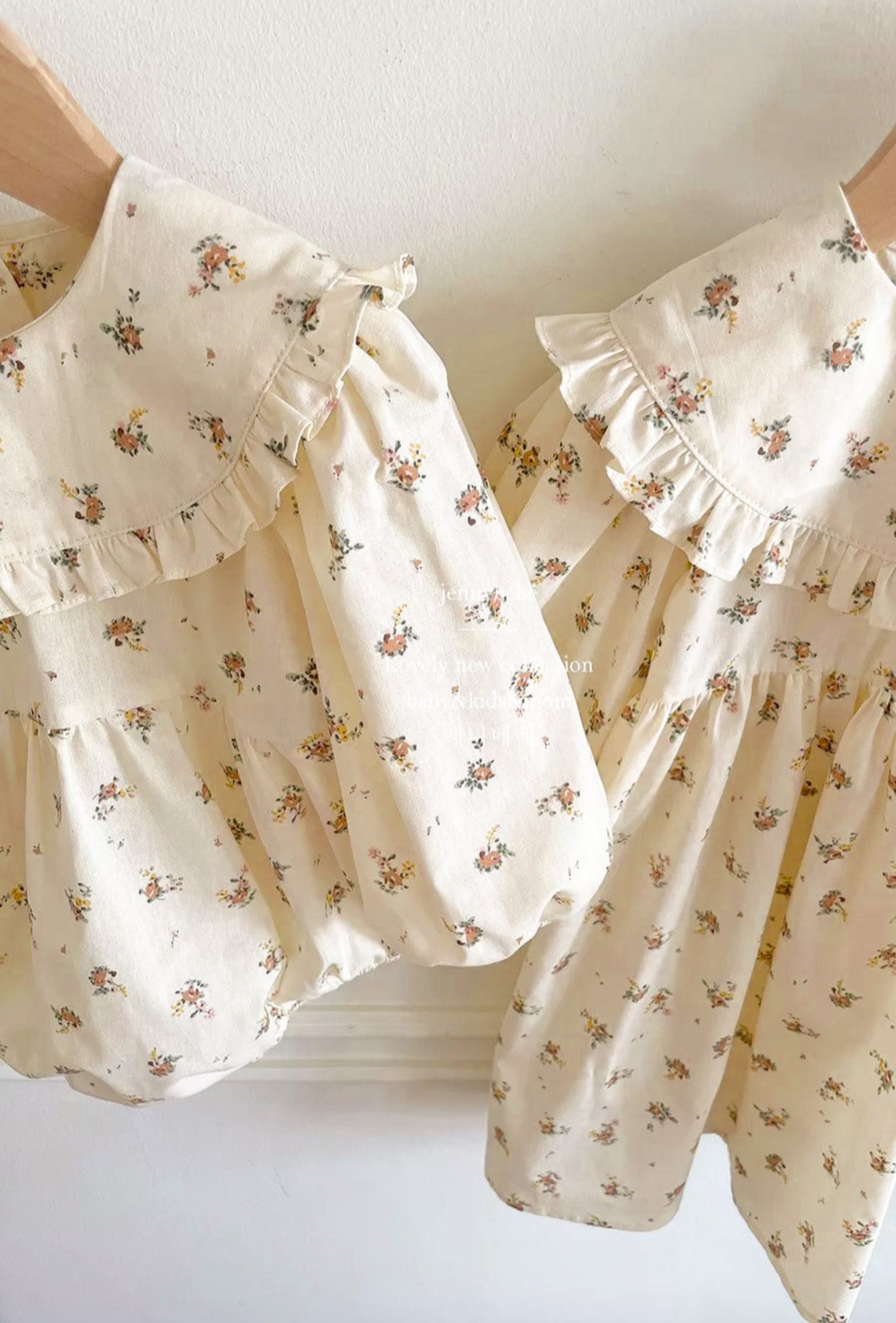 DOROTHY OVERSIZED FRILL COLLAR ROMPER - Vintage Blossom