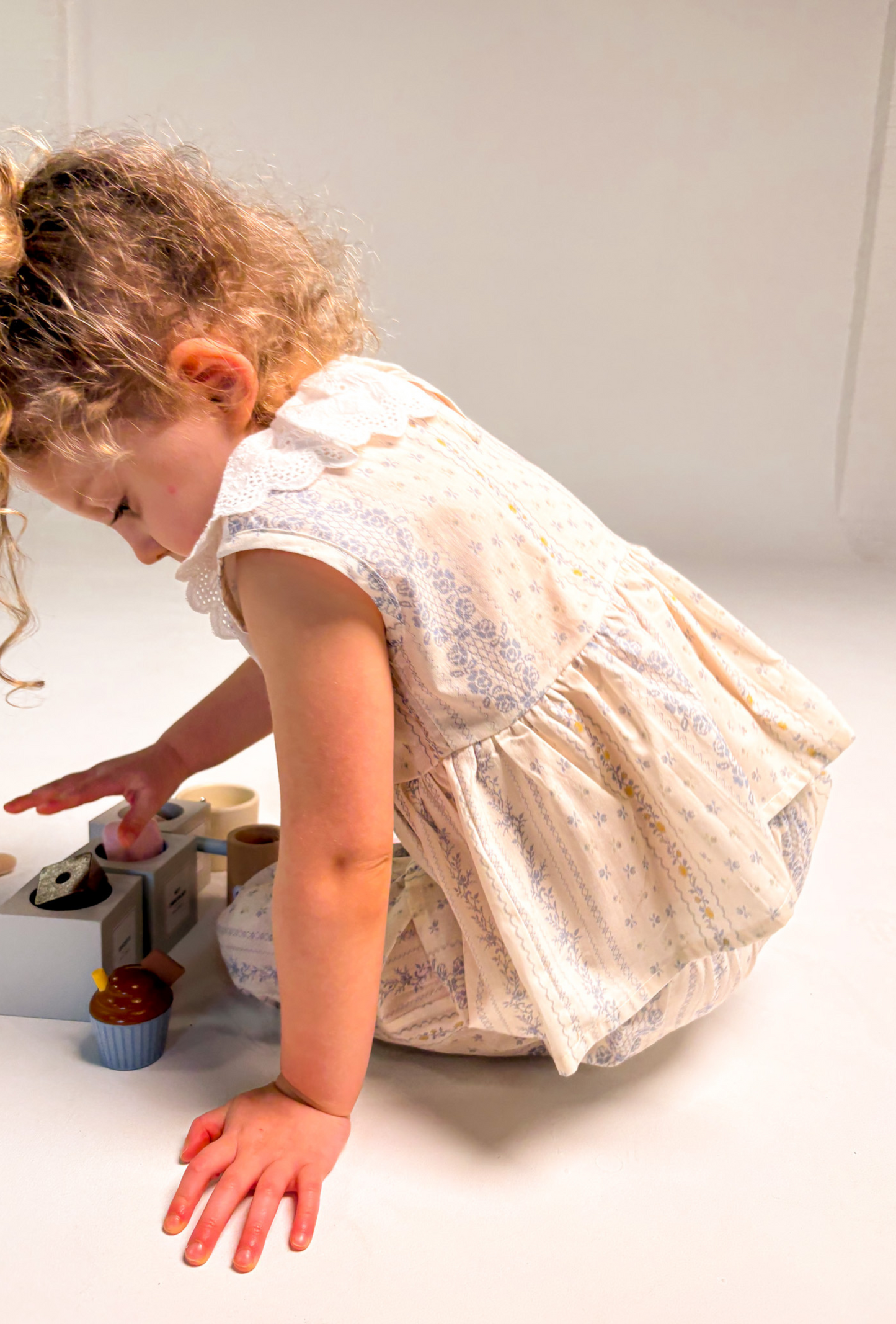 GIRLS TROUSER AND TOP CO-ORD - Vintage Blossom