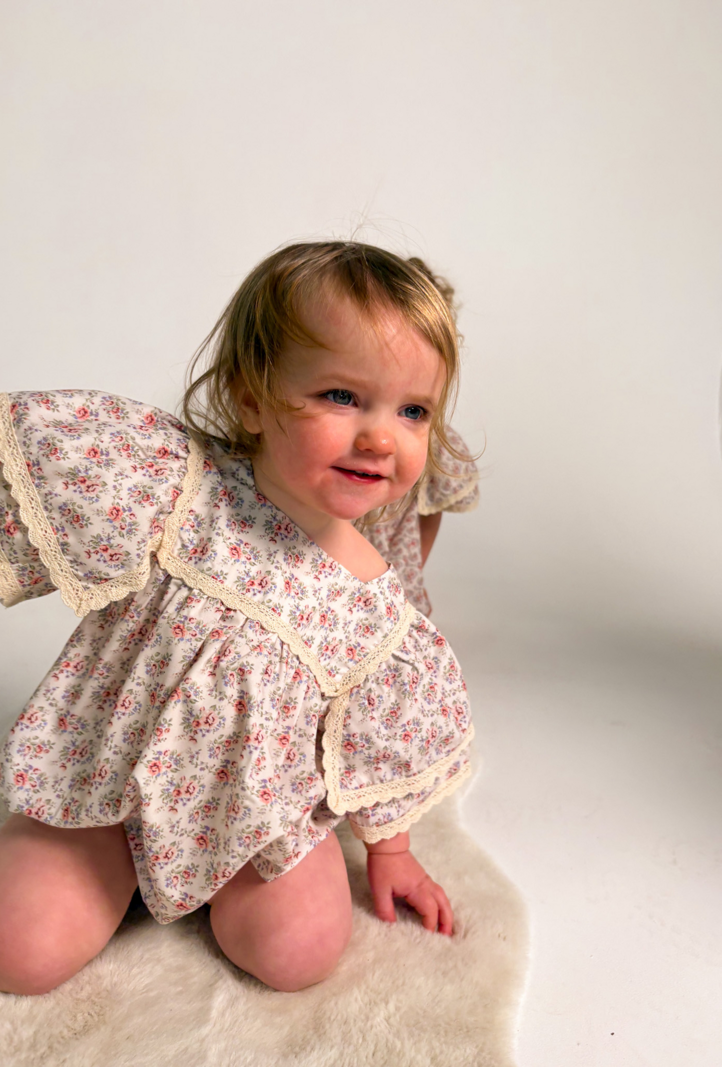 FLUTTER SLEEVE ROMPER