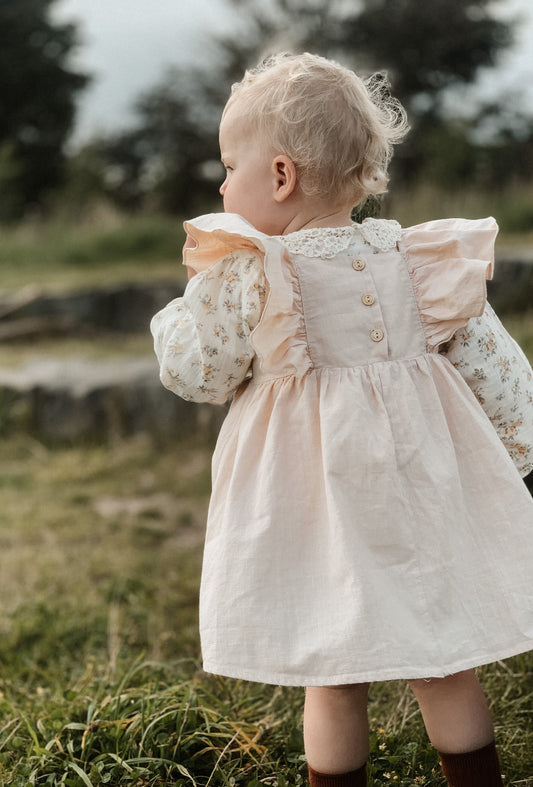 COTTON FLUTTER SLEEVE DRESS - Vintage Blossom