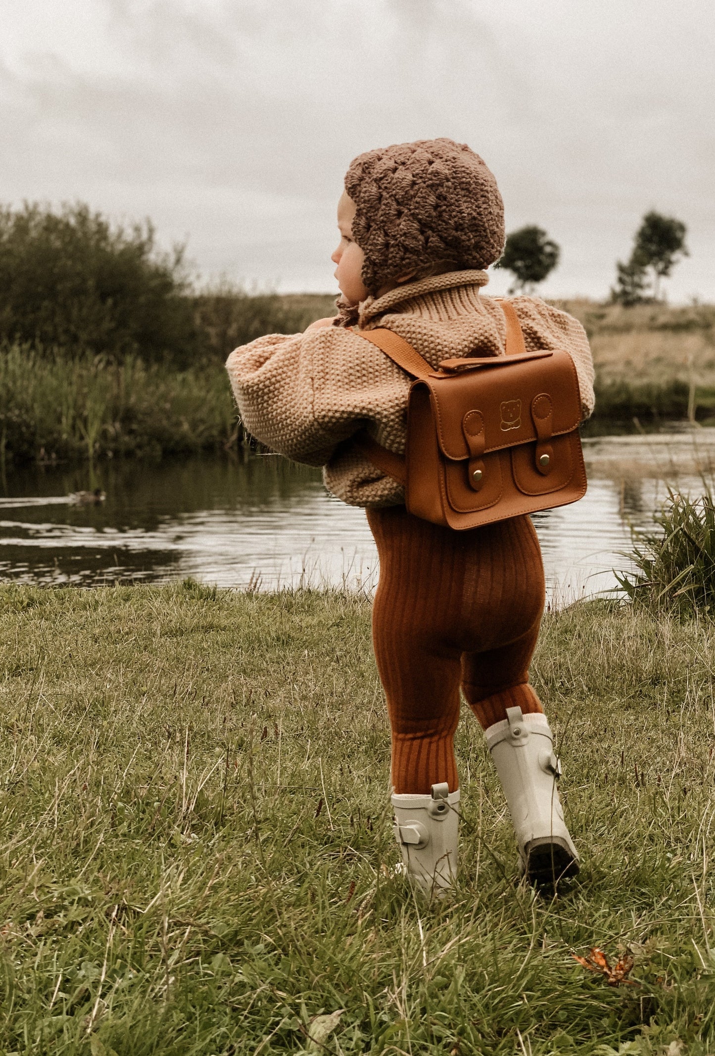 BUTTON FRONT TEDDY BACKPACK - Vintage Blossom