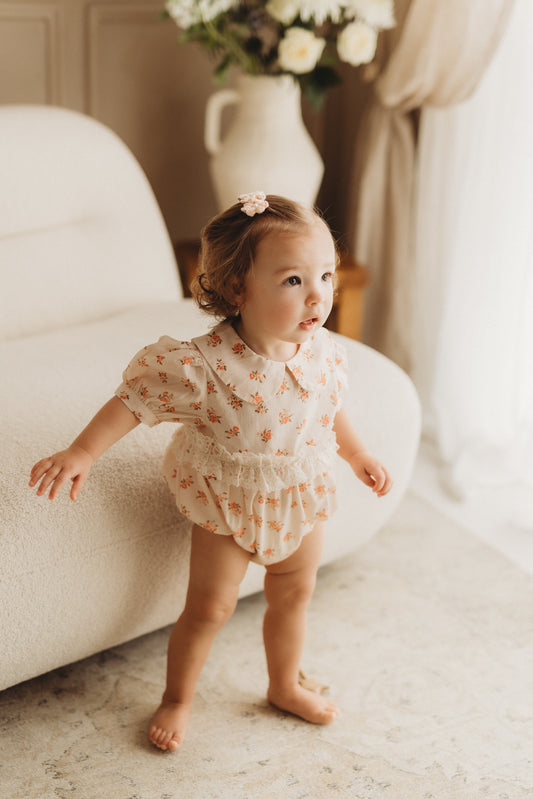 VINTAGE FLORAL ROMPER - Vintage Blossom