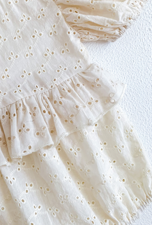 BRODERIE ANGLAISE SHORT SLEEVED ROMPER IN CREAM - Vintage Blossom