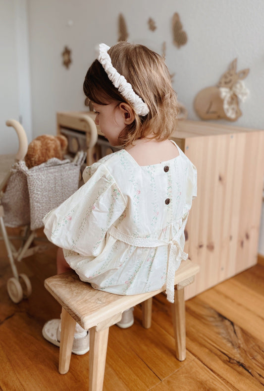 FLORAL LACE DETAIL TIE ROMPER - Vintage Blossom