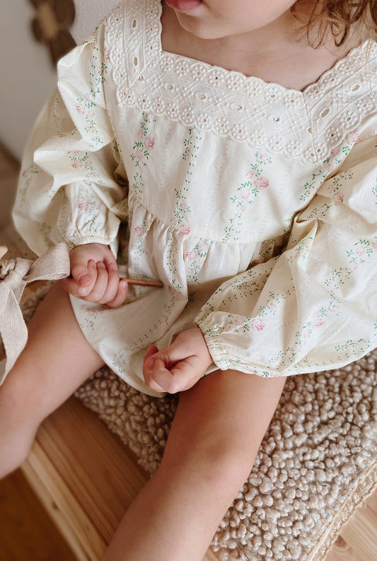 FLORAL LACE DETAIL TIE ROMPER - Vintage Blossom