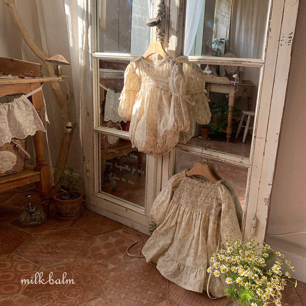 BELLA SMOCKING DRESS - Vintage Blossom