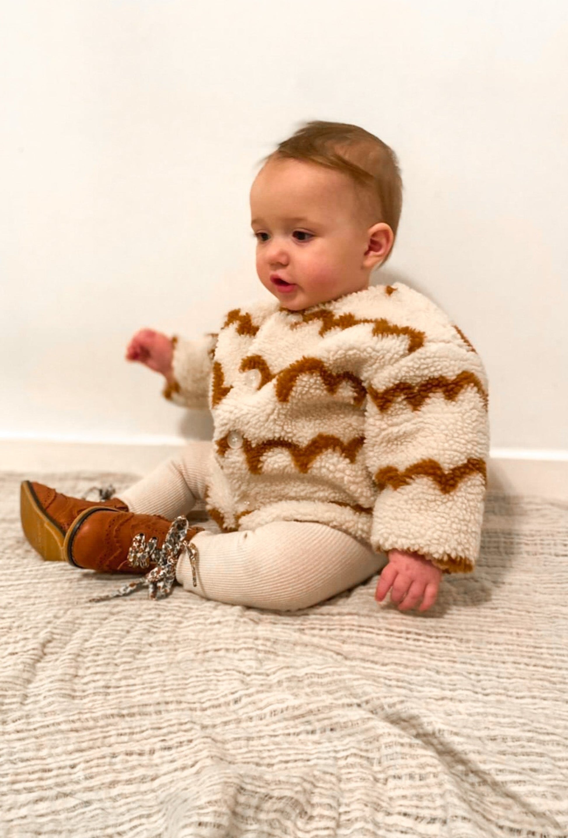 BESSIE WAVE FLEECE TEDDY JACKET - Vintage Blossom