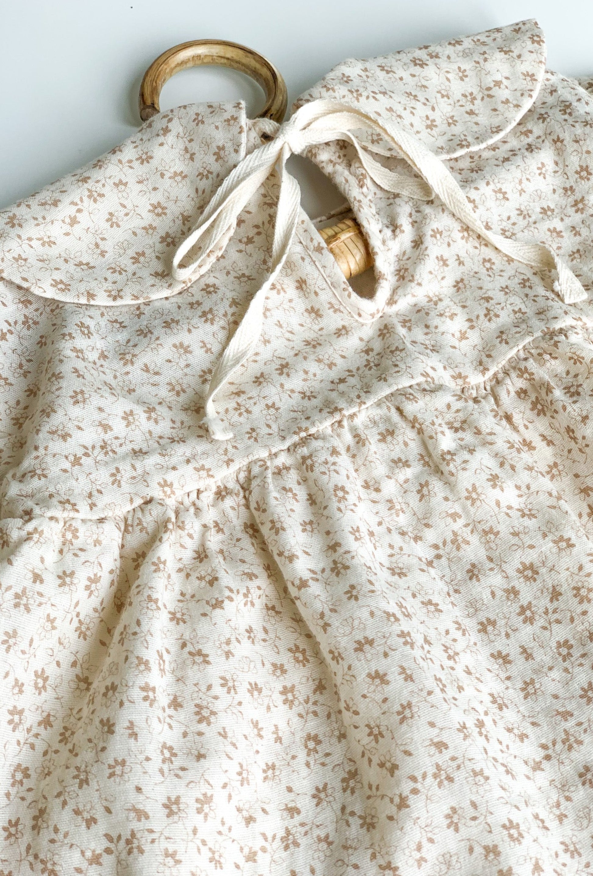DAPHNE DISTY PRINT TIE BACK MUSLIN DRESS - Vintage Blossom