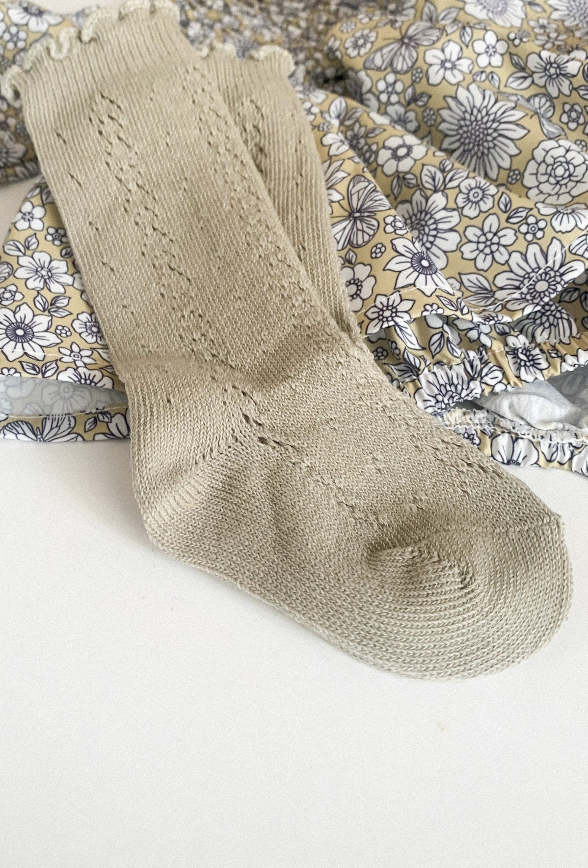 OPENWORK KNEE HIGH FRILL SOCK IN TEA GREEN - Vintage Blossom
