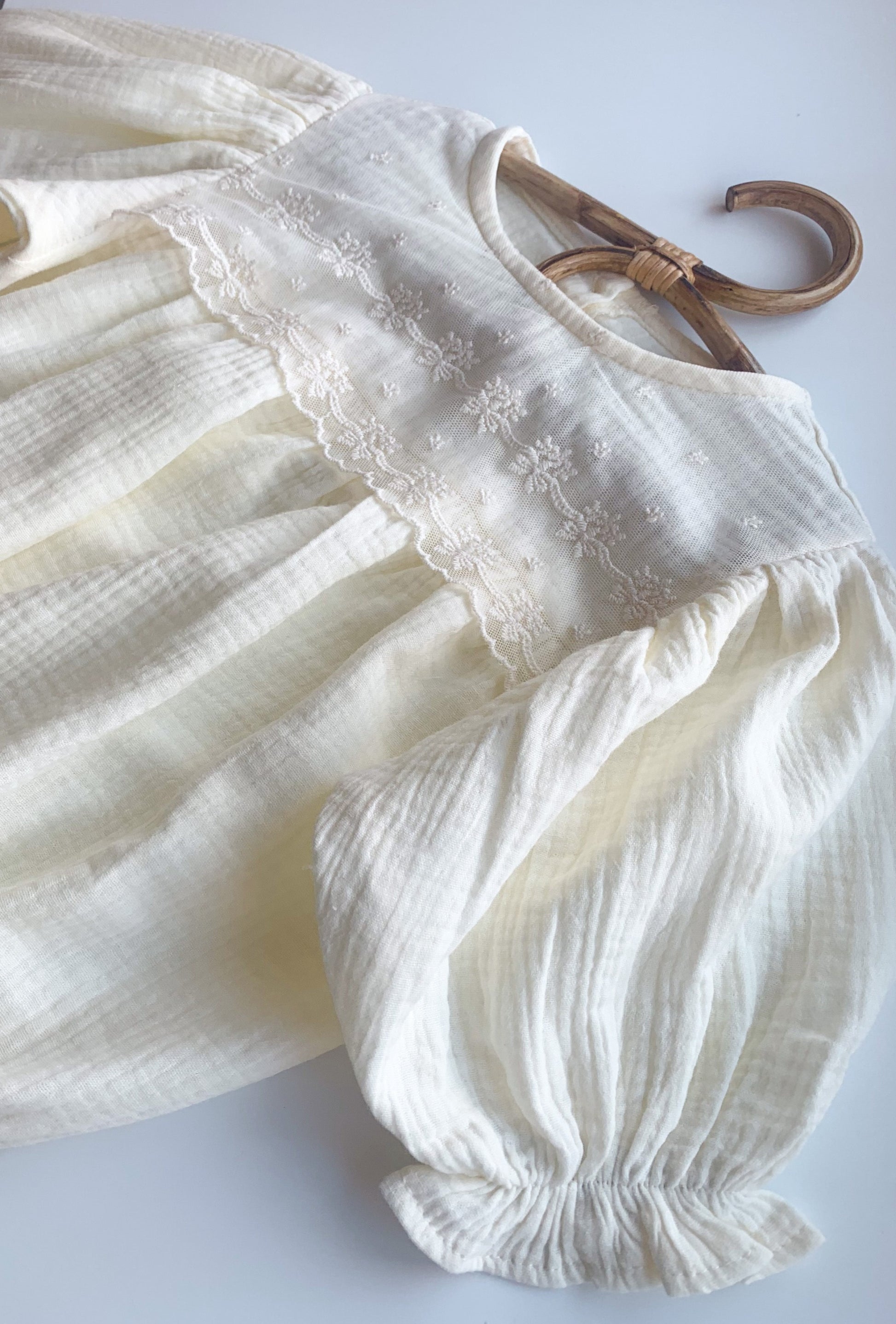 DELIA LACE DETAIL NEUTRAL ROMPER - Vintage Blossom