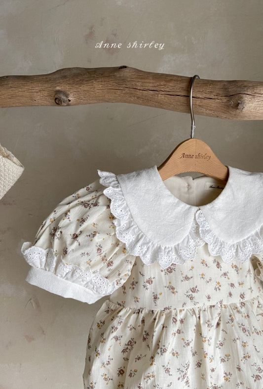 MOENA RUFFLE LACE COLLAR DITSY PRINT ROMPER - Vintage Blossom