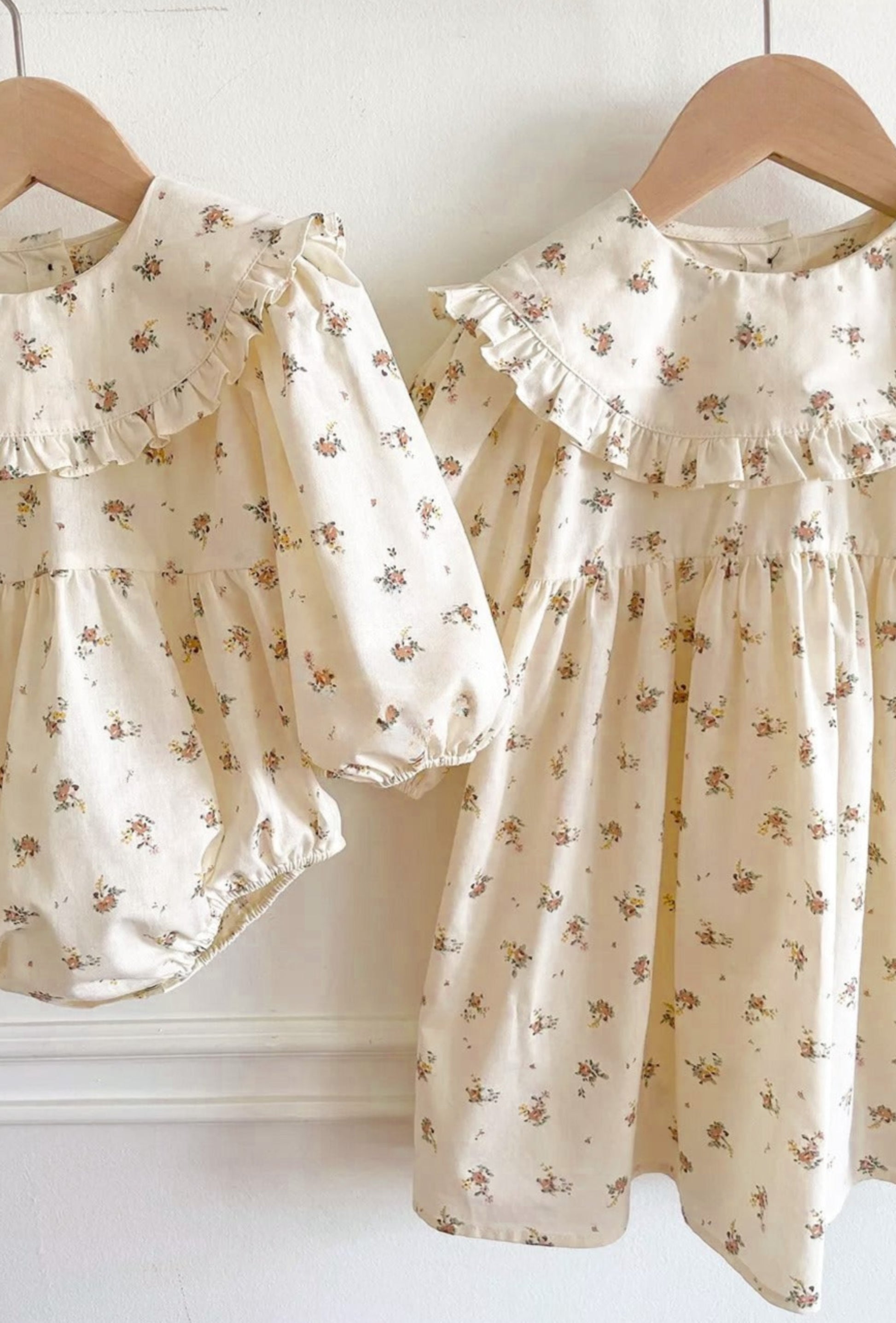 DOROTHY NEUTRAL OVERSIZED COLLAR ONE PIECE DRESS - Vintage Blossom