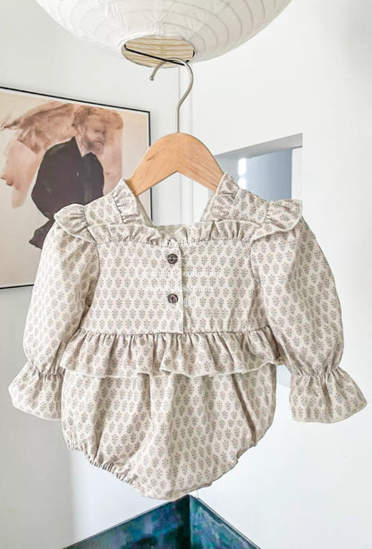 BEATRICE VINTAGE PRINT RUFFLE TUTU ROMPER - Vintage Blossom