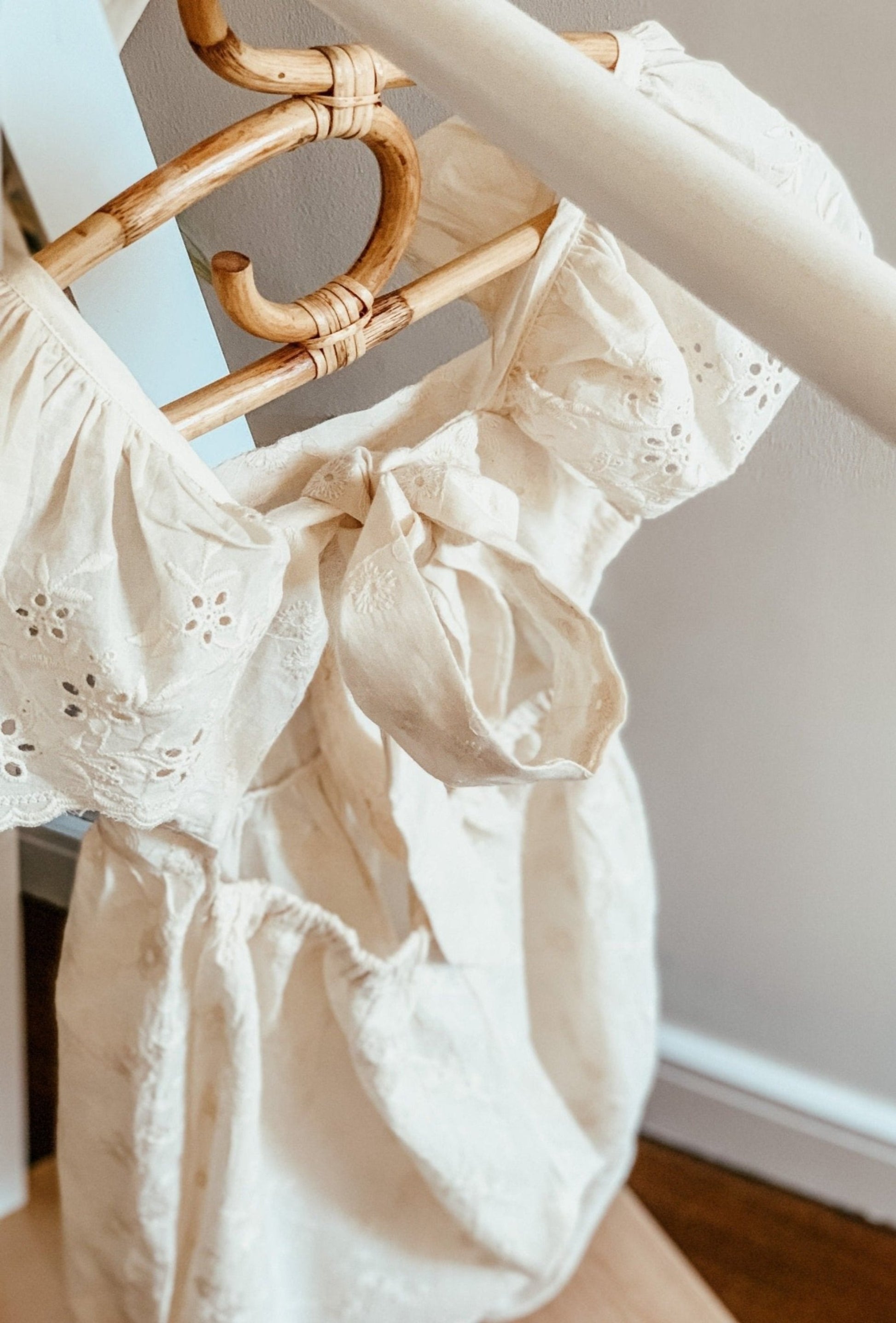 THE IVY BRODERIE FRILL SLEEVE COTTON TIE BACK JUMPSUIT - Vintage Blossom